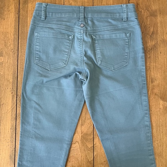 Prana Carlotta Cropped Jeans (Size 6 / 28) - Picture 8 of 10